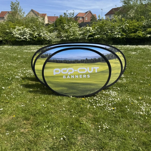Pop-Out Banners - Horizontal Range - Face-on