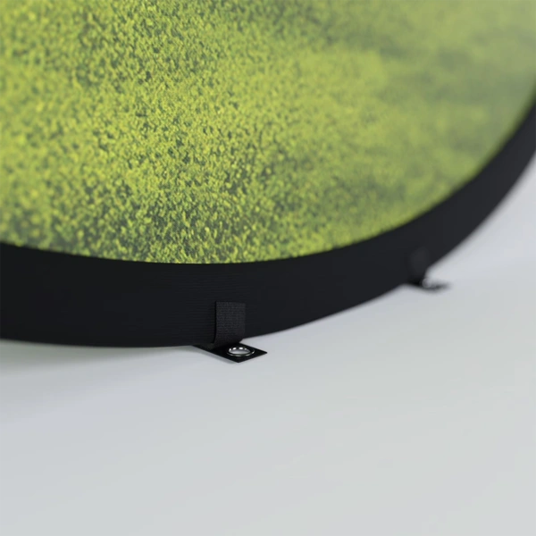 Pop-Out Banners - Close-up